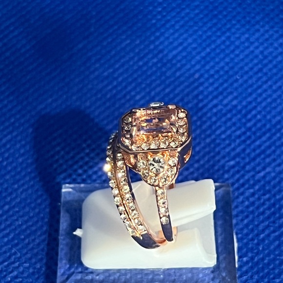 Ring Set - Picture 5 of 7